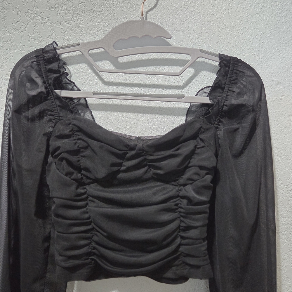 Elegant Black Ruched Women's Top - Picture 2 of 6